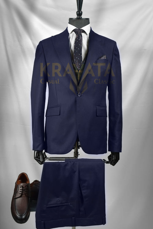 Formal Men's Navy Suit for Business & Occasions
